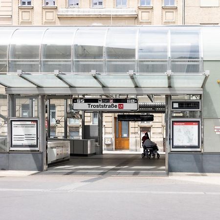 Yeshello Central Station Studio Wien Exterior foto